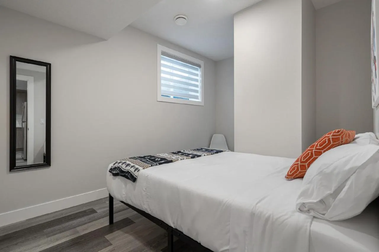Apartment Contemporary 1Br Home Full Kitchen Smarttv Calgary